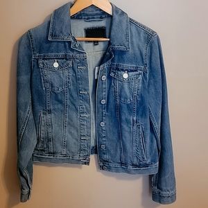 New Banana Republic Jean Jacket Medium